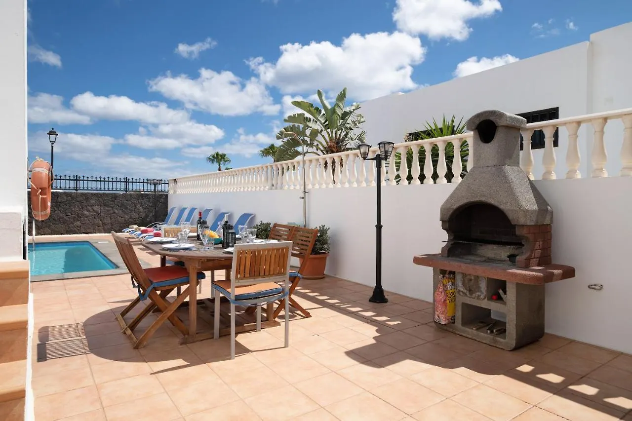 Villa Carolina Tías